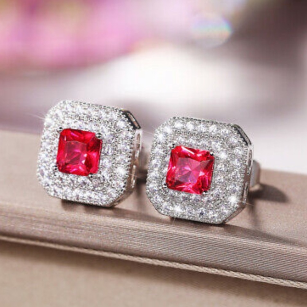NWT STERLING SILVER DIAMOND Stud EARRINGS